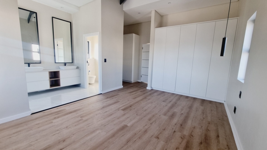 3 Bedroom Property for Sale in Sandown Western Cape